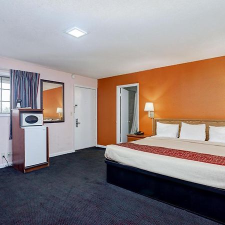 Regency Inn Fayetteville Esterno foto
