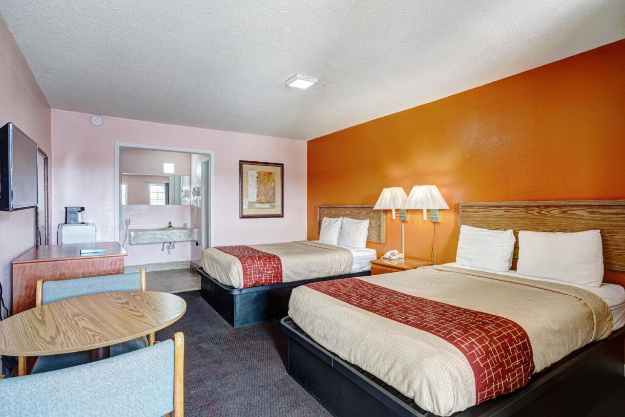 Regency Inn Fayetteville Esterno foto
